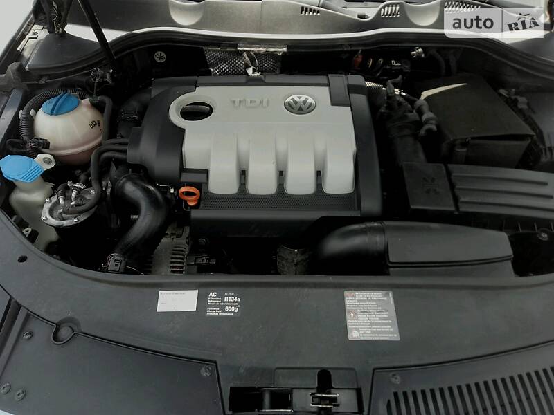Універсал Volkswagen Passat 2007 в Житомирі
