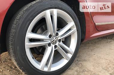 Седан Volkswagen Passat 2015 в 