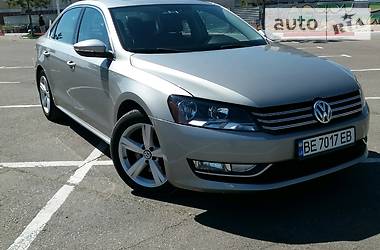 Седан Volkswagen Passat 2011 в Миколаєві