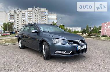 Універсал Volkswagen Passat 2012 в 