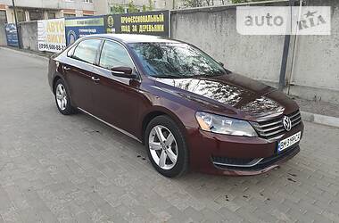 Седан Volkswagen Passat 2013 в Сумах