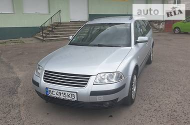 Універсал Volkswagen Passat 2000 в 