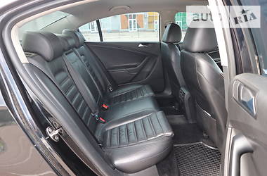 Седан Volkswagen Passat 2006 в 