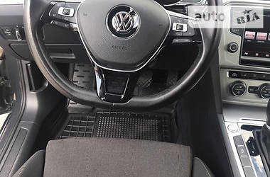Універсал Volkswagen Passat 2016 в 