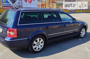 Універсал Volkswagen Passat 2003 в 