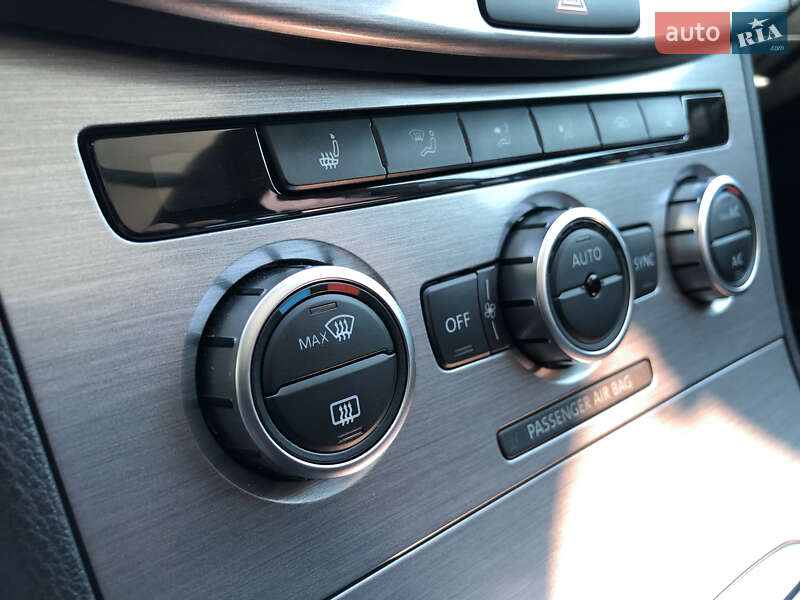 Универсал Volkswagen Passat 2014 в Стрые