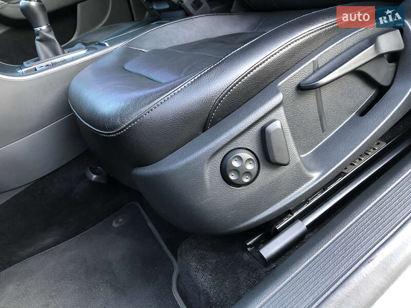 Универсал Volkswagen Passat 2014 в Стрые