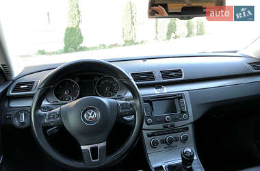 Универсал Volkswagen Passat 2014 в Стрые