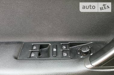 Універсал Volkswagen Passat 2013 в 