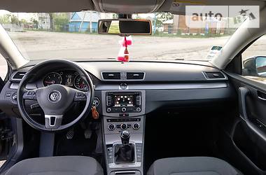 Універсал Volkswagen Passat 2013 в 