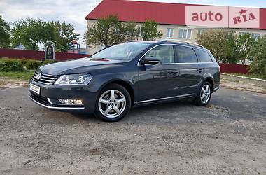 Універсал Volkswagen Passat 2013 в 