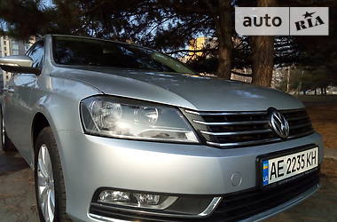 Седан Volkswagen Passat 2012 в 