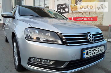 Седан Volkswagen Passat 2012 в 