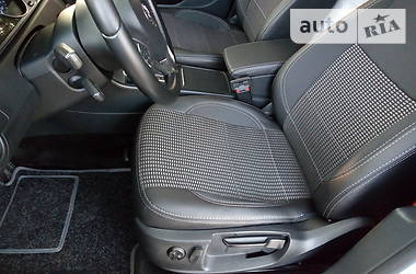 Седан Volkswagen Passat 2012 в 
