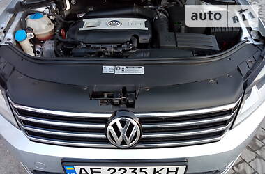 Седан Volkswagen Passat 2012 в 