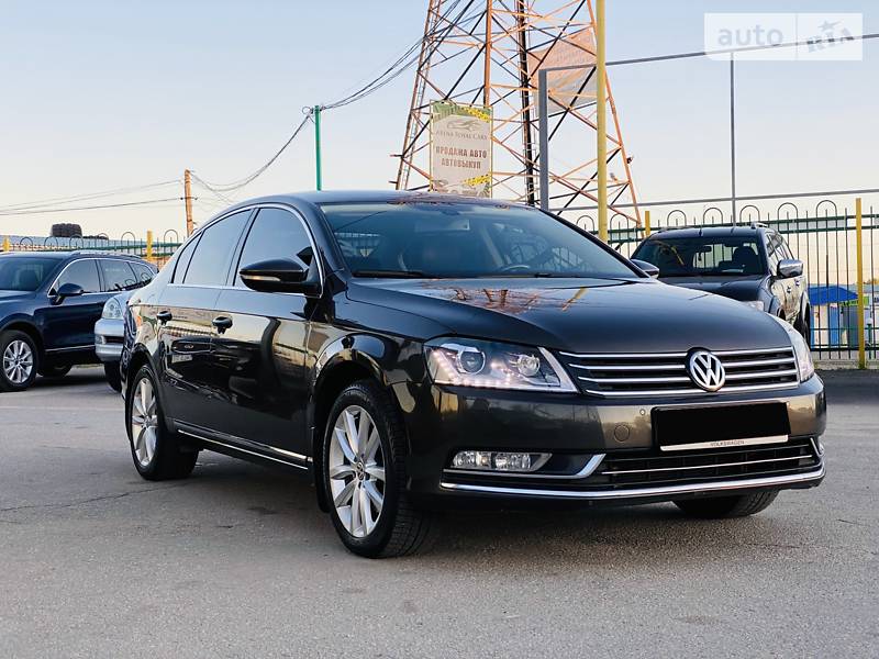Седан Volkswagen Passat 2012 в Харкові фото 8 Седан Volkswagen Passat 2012 в Харкові