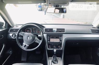 Седан Volkswagen Passat 2013 в 