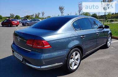 Седан Volkswagen Passat 2012 в 