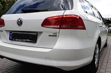 Універсал Volkswagen Passat 2011 в 