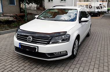 Універсал Volkswagen Passat 2011 в 