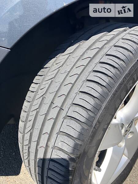 Седан Volkswagen Passat 2011 в Києві