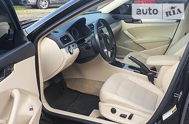 Седан Volkswagen Passat 2012 в 