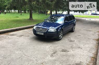 Універсал Volkswagen Passat 2001 в 