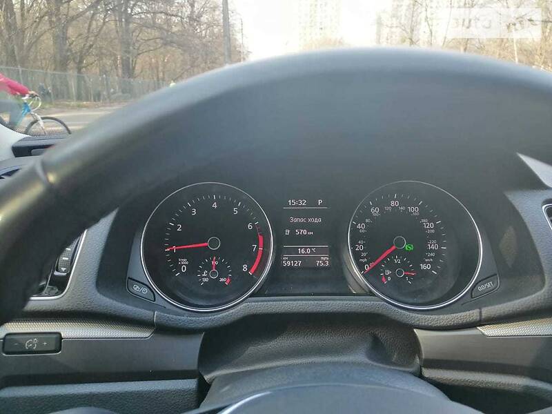 Седан Volkswagen Passat 2016 в Києві