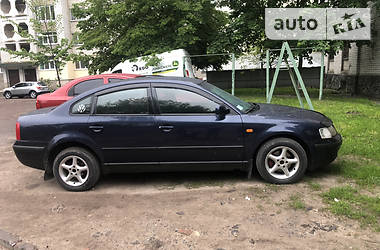 Седан Volkswagen Passat 1997 в 