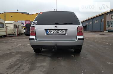 Універсал Volkswagen Passat 2005 в 