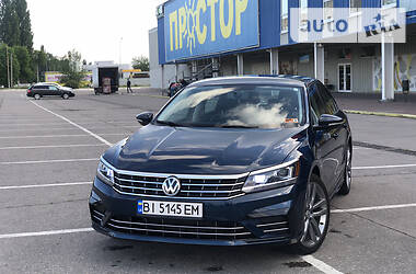 Седан Volkswagen Passat 2017 в Кременчуге