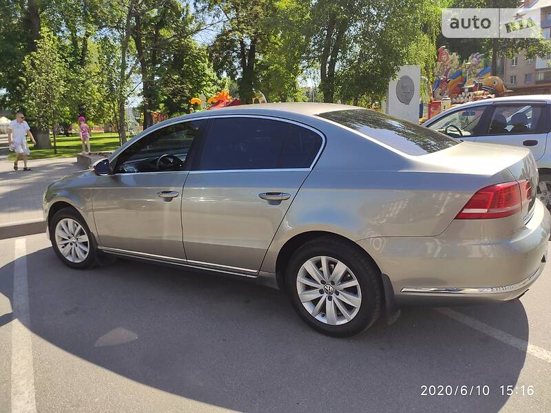 Седан Volkswagen Passat 2012 в Дніпрі фото 5 Седан Volkswagen Passat 2012 в Дніпрі