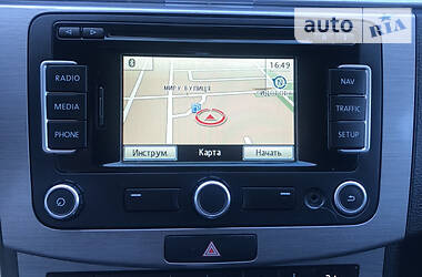 Універсал Volkswagen Passat 2012 в 