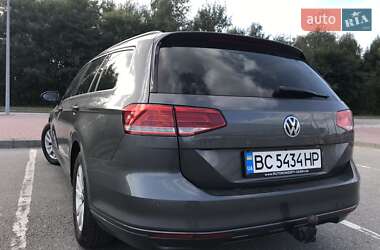 Універсал Volkswagen Passat 2015 в Львові