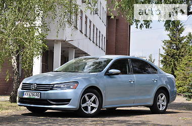 Седан Volkswagen Passat 2012 в 