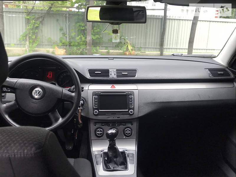 Універсал Volkswagen Passat 2008 в Коломиї