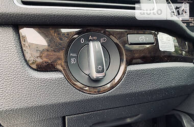 Седан Volkswagen Passat 2015 в 