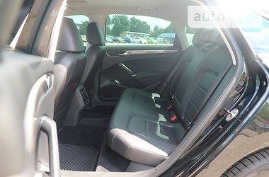 Седан Volkswagen Passat 2016 в 