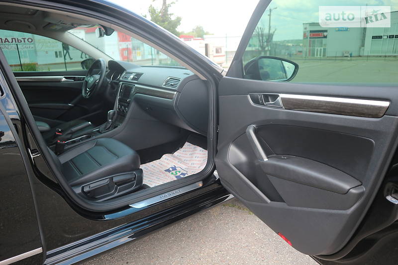 Седан Volkswagen Passat 2016 в Харькове