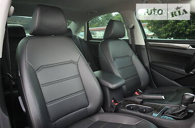 Седан Volkswagen Passat 2016 в 