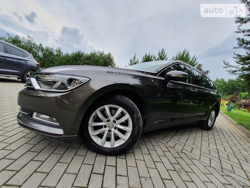 Універсал Volkswagen Passat 2015 в Дрогобичі