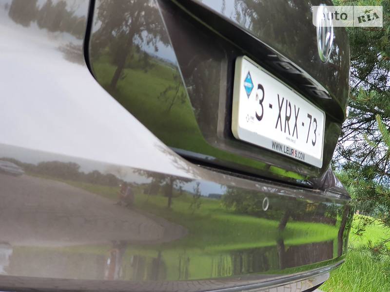 Універсал Volkswagen Passat 2015 в Дрогобичі