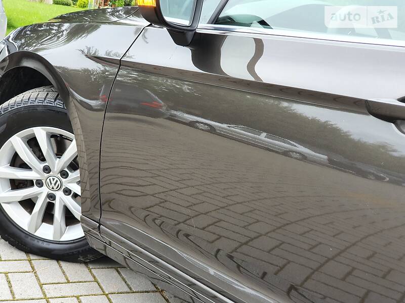 Універсал Volkswagen Passat 2015 в Дрогобичі