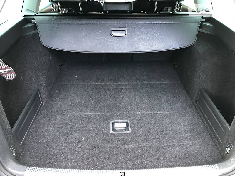 Універсал Volkswagen Passat 2010 в Львові фото 90 Універсал Volkswagen Passat 2010 в Львові