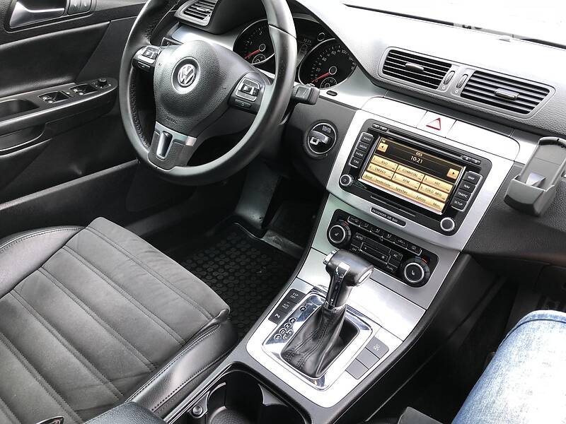 Універсал Volkswagen Passat 2010 в Львові фото 106 Універсал Volkswagen Passat 2010 в Львові