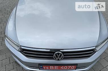 Седан Volkswagen Passat 2016 в Трускавце