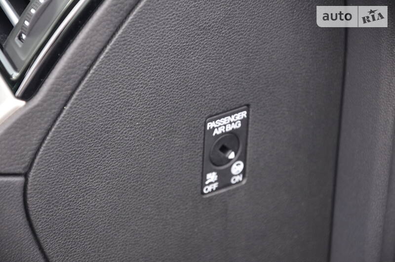Універсал Volkswagen Passat 2015 в Луцьку