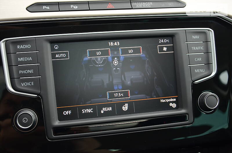 Універсал Volkswagen Passat 2015 в Луцьку