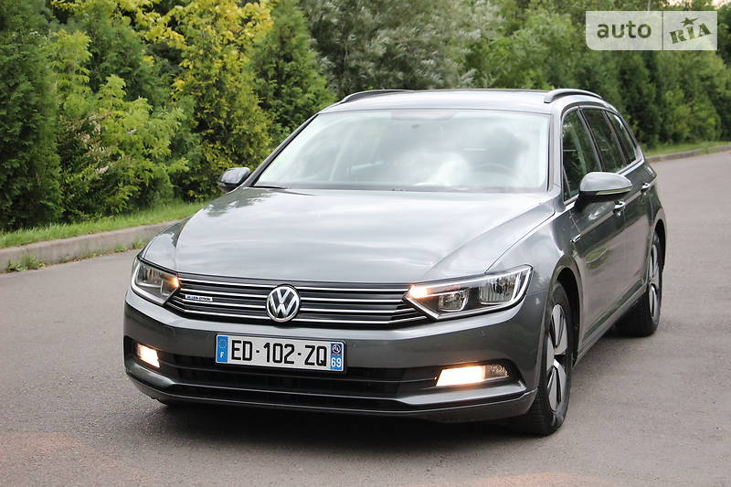 Універсал Volkswagen Passat 2016 в Рівному