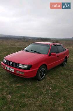 Седан Volkswagen Passat 1994 в 